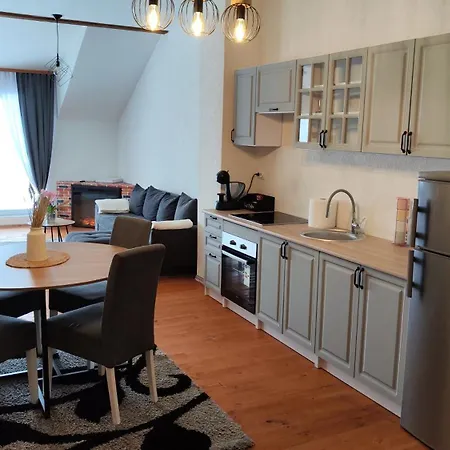 Panorama Hill 公寓 *